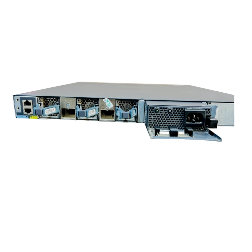 Switch Cisco Catalyst 3650 48 Port 4×1Gb (Poe+)